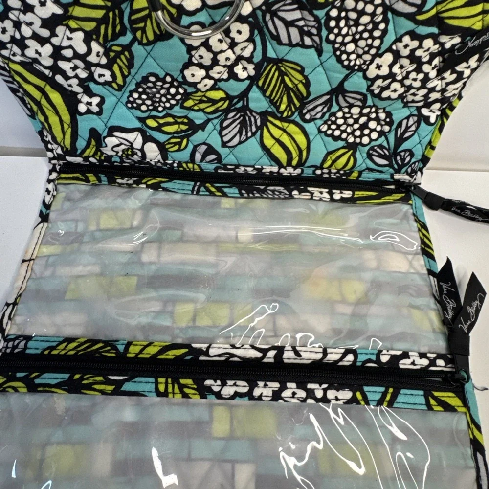 Vera Bradley Island Blooms Travel Toiletry Makeup Bag Retired Pattern